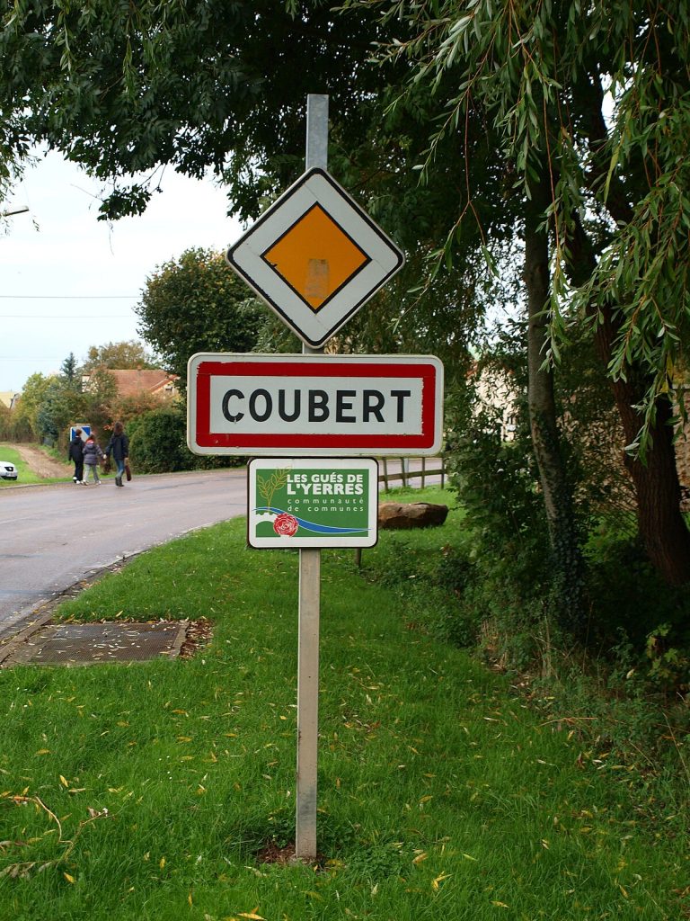 Panneau d'entrée de Coubert Panneau d'entrée de Coubert