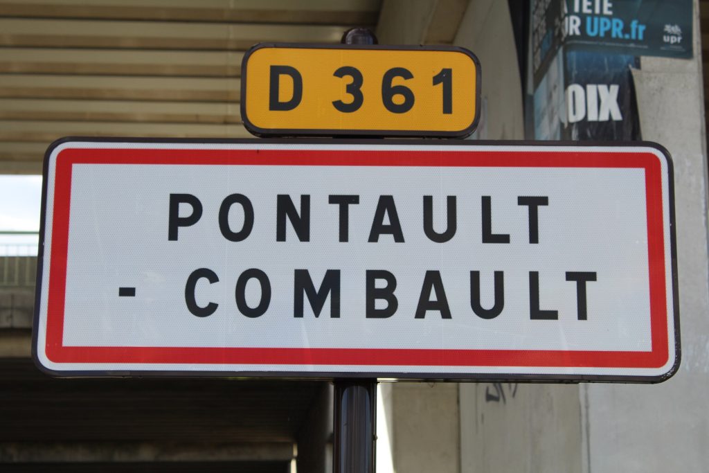 Panneau d'entrée de Pontault-Combault Panneau d'entrée de Pontault-Combault