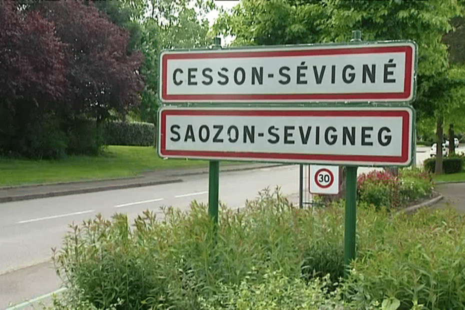 Panneau d'entrée de Cesson Panneau d'entrée de Cesson