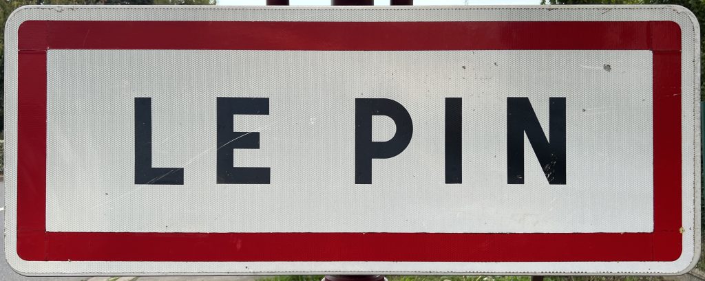 Panneau d'entrée de Le Pin Panneau d'entrée de Le Pin