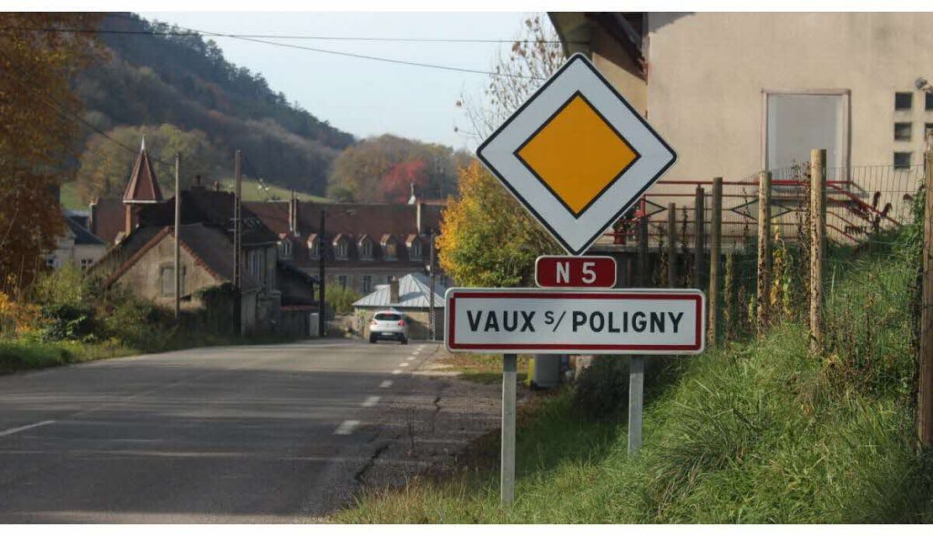 Panneau d'entrée de Poligny Panneau d'entrée de Poligny